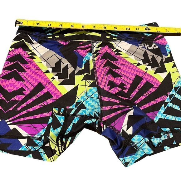 Fila Funky Geometric Patterned Spandex Shorts Kid’s XL - Picture 4 of 7